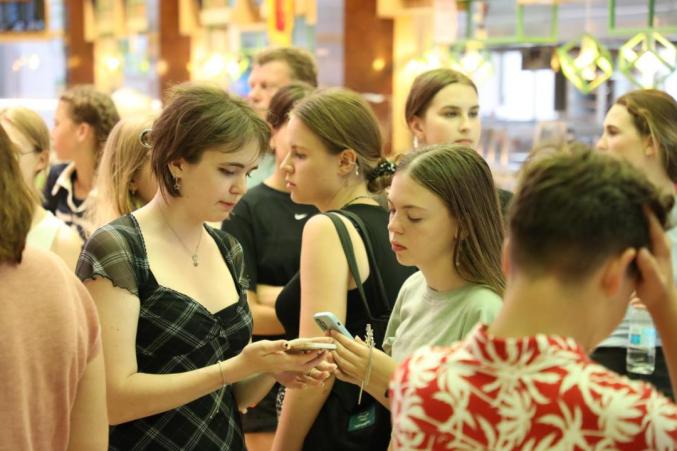 爱上威海！俄罗斯游客云集高新区