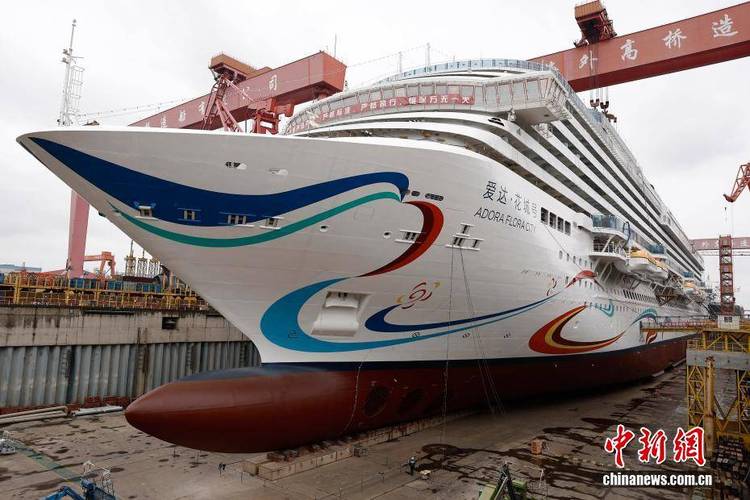 第二艘国产大型邮轮“爱达·花城号”主体建造基本完成