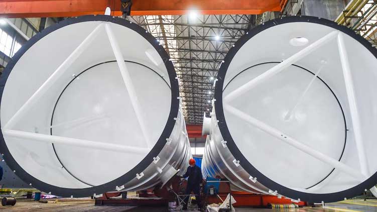 广州多个客运站开售春运汽车票