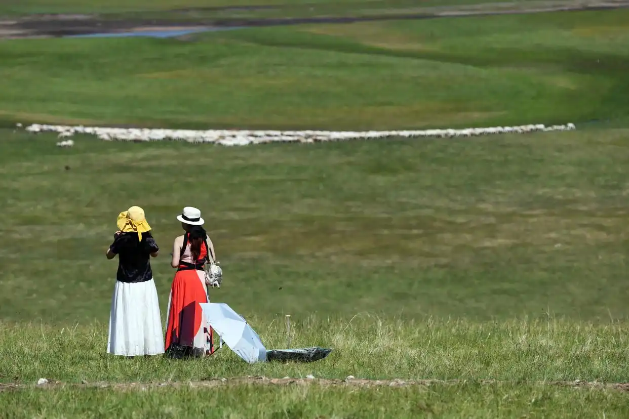 第二届内蒙古呼伦贝尔大草原文化旅游节开幕