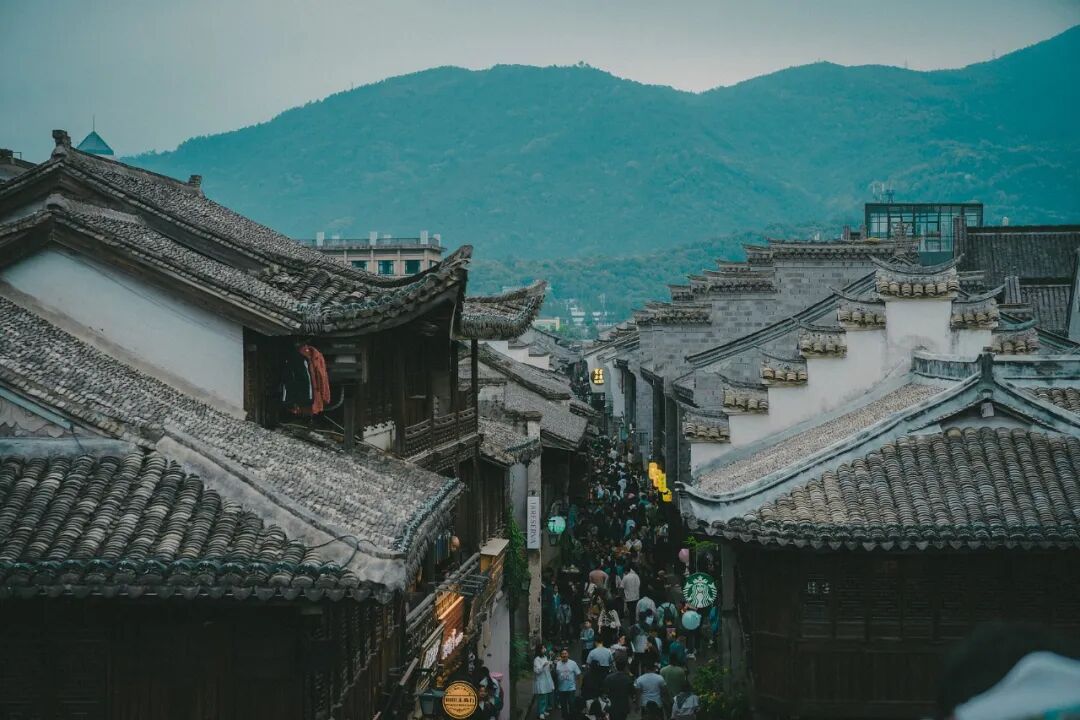 3月21日出发！凭颜值圈粉，高铁往返周末出游就它啦～