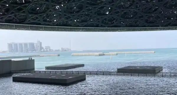 中东战火，意外给中国出境游上了一课