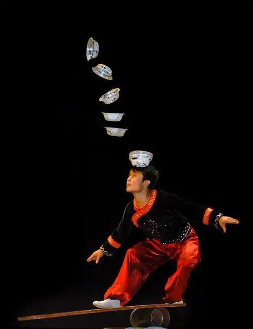 99元不限次畅玩！清明假，富华游乐园“花花世界”等你来撒欢