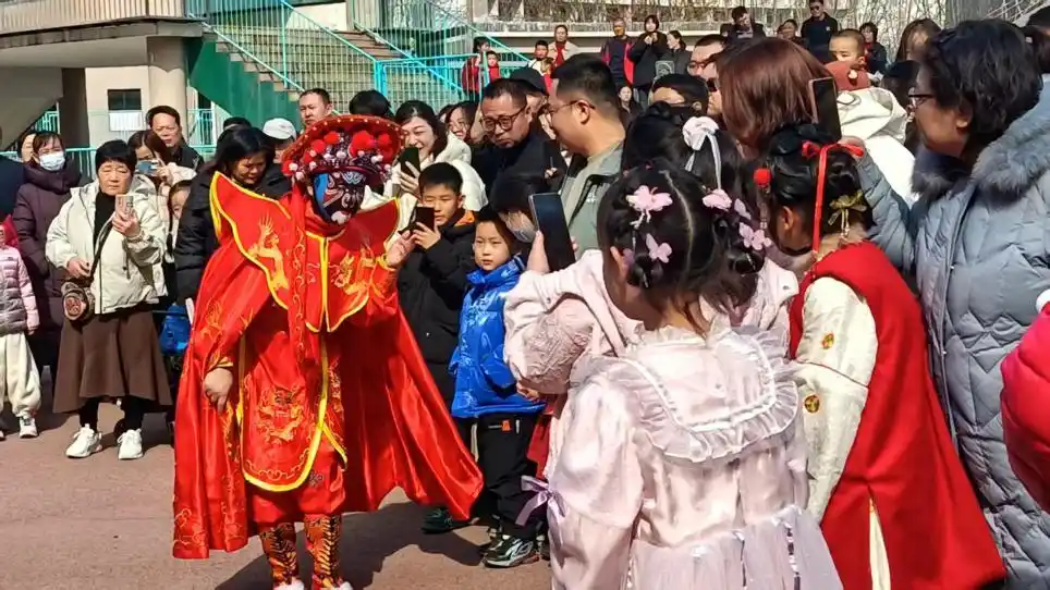 99元不限次畅玩！清明假，富华游乐园“花花世界”等你来撒欢