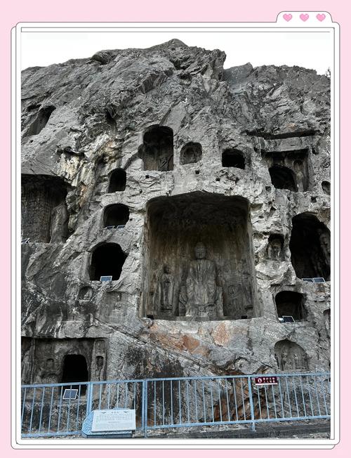 龙门石窟在栖霞“重生”