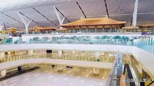 全世界也只有西安,在飞机场建一座博物馆,你脚下踩的这片土地,两千年前就埋着宝贝