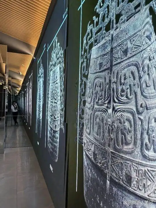 全世界也只有西安,在飞机场建一座博物馆,你脚下踩的这片土地,两千年前就埋着宝贝