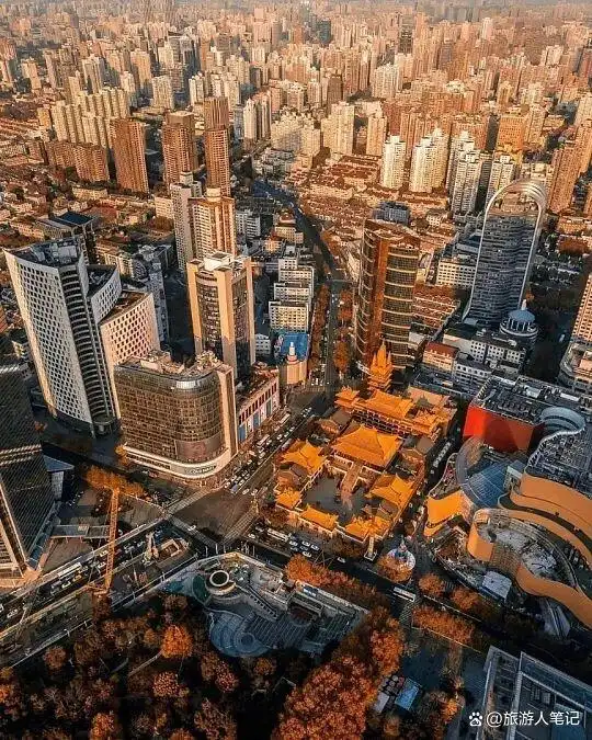 最受外国人欢迎的中国十大城市，带你看懂老外眼中的宝藏中国，看看这些地方凭什么让老外来了不想走