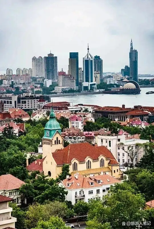 最受外国人欢迎的中国十大城市，带你看懂老外眼中的宝藏中国，看看这些地方凭什么让老外来了不想走