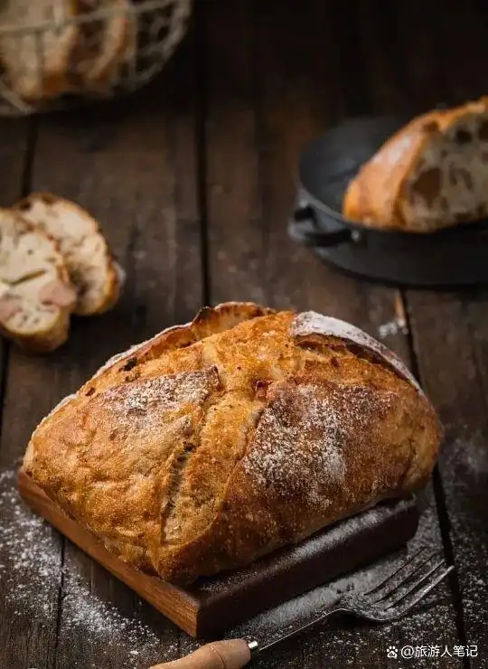 欧洲人顿顿面包，糖尿病却比我们少？同样是主食，为什么我们的馒头包子升糖快，欧洲人的面包却成了控糖神器？答案就藏在面粉里