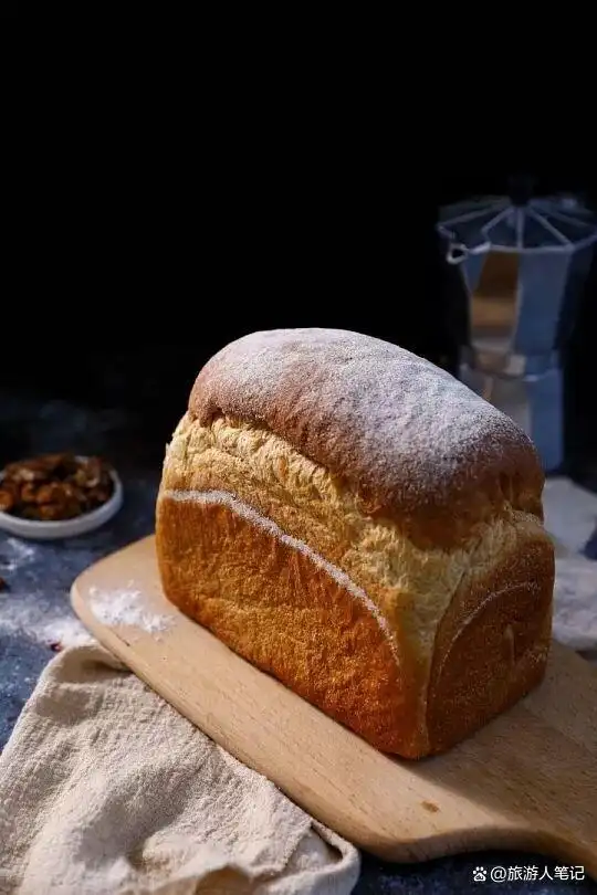 欧洲人顿顿面包，糖尿病却比我们少？同样是主食，为什么我们的馒头包子升糖快，欧洲人的面包却成了控糖神器？答案就藏在面粉里