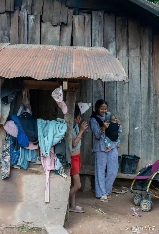 老挝，到底是天堂还是滤镜？中国游客去了就是土豪，女性开放为何无人敢定居？