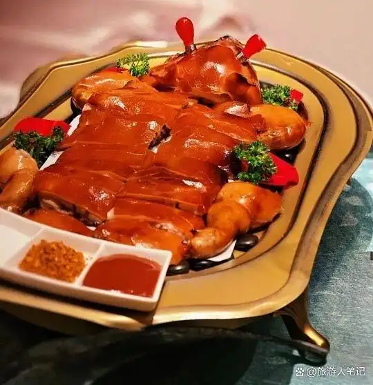 菲律宾8大街头小吃，敢吃到第3种算你牛！在这个国家，最真实的不在五星酒店，而在冒着烟的塑料小推车边