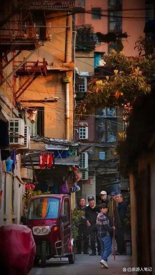 把日子过明白了的上海,和老伴去上海住了30天,才发现:上海人跟其他地方的人不一样