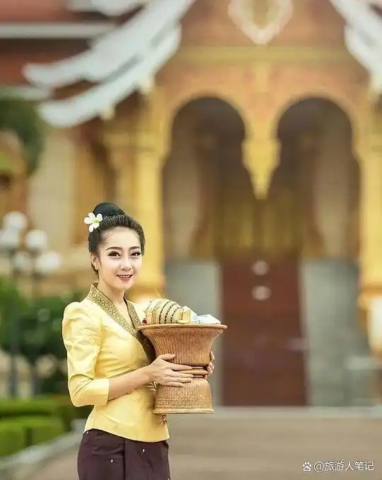 为什么泰国的“亲兄弟“老挝，如今变成了两个国家？最穷的邻居“。为什么会走到这一步？