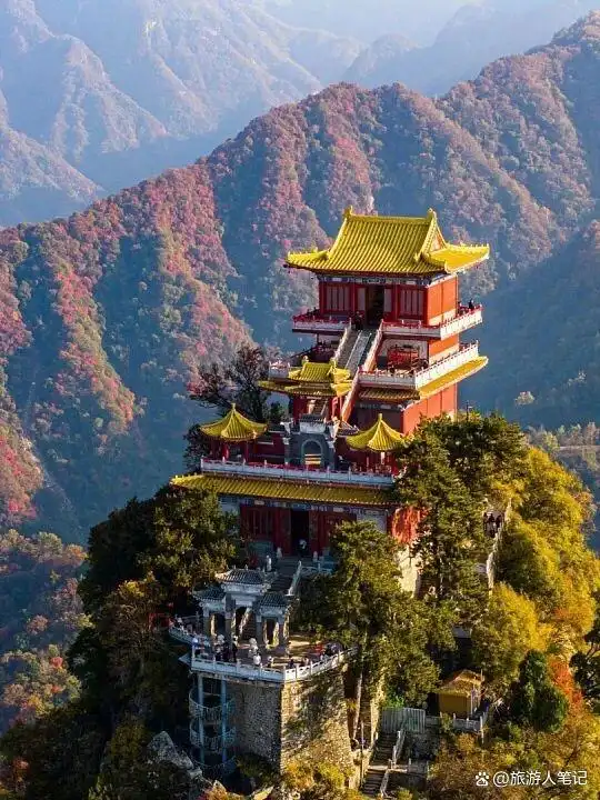 陕西的简称明明是“秦”,为啥车牌上偏偏写个“陕”?这个冷知识,90%的本地人都不知道,真相出乎意料!
