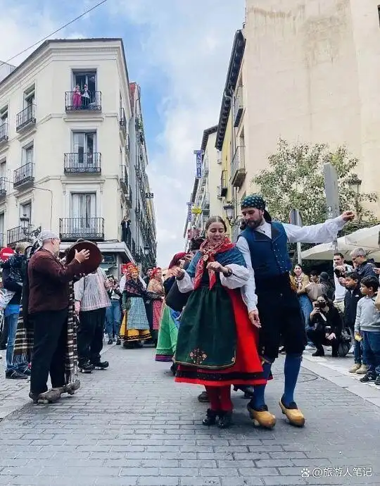 西班牙人为什么长得不像“欧洲人”？一个旅行博主走完西班牙后的真心话