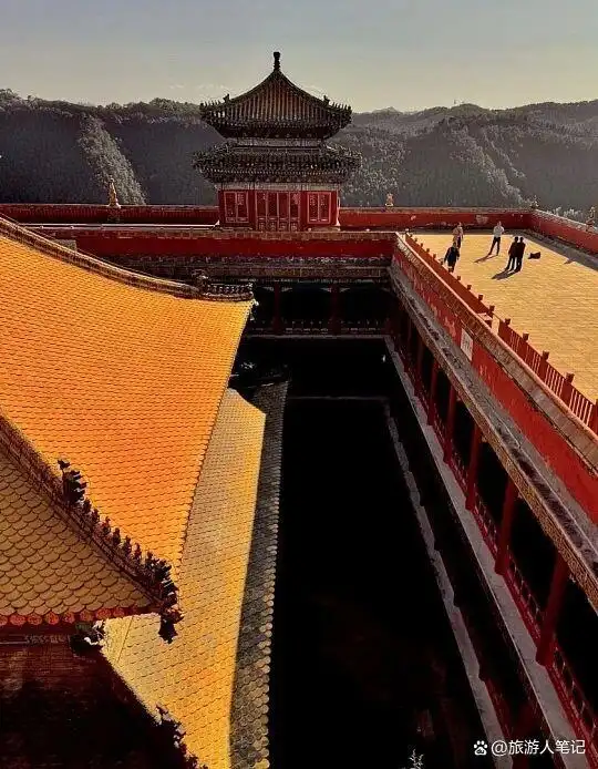 告别 40℃烤炉!国内 5 座天然凉城,空调几乎摆设,本地人直言太舒服,三伏天睡觉要盖薄被