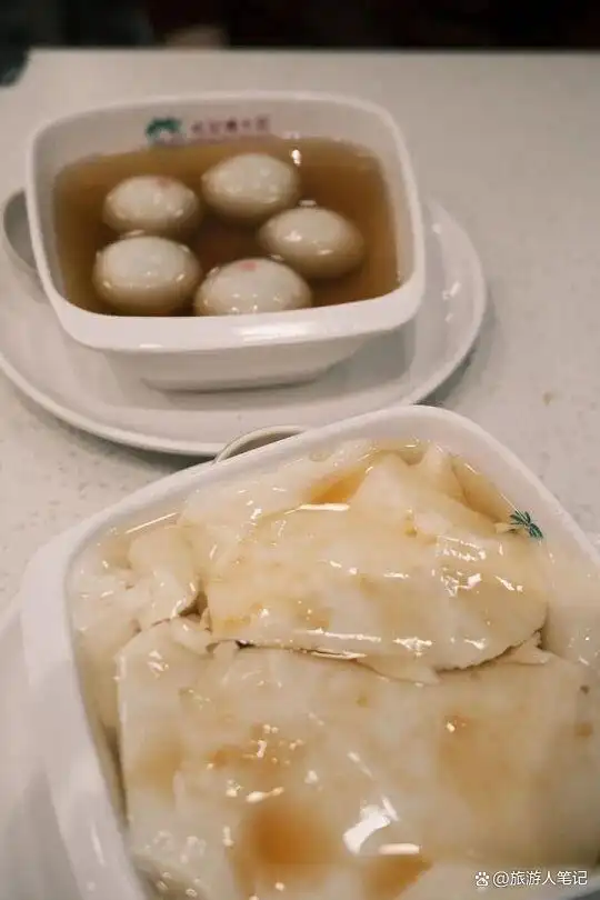 香港10大名小吃,吃一口,就能懂这座城,蹲在街边吃一口刚出锅的小吃,你会触到这座城真正的心跳