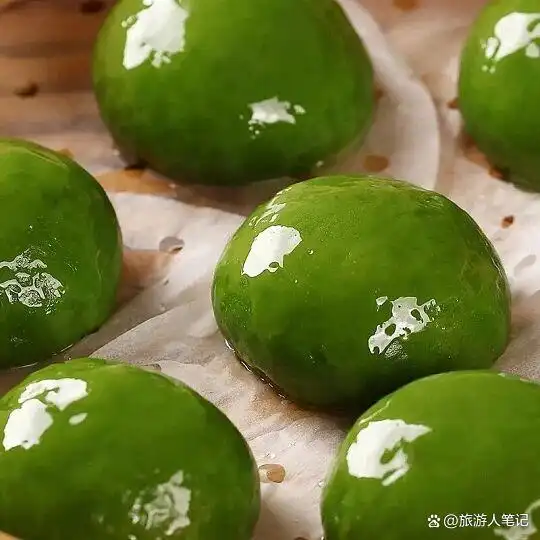 在上海住久了才发现,最好吃的不是生煎小笼,而是这10样,每一口都是海派灵魂