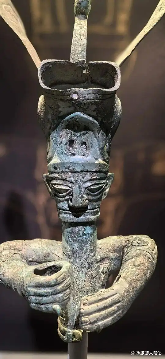 三星堆根本不是外星文明，但它比外星文明更颠覆你的认知，有人说是史前高科技，有人说是西方文明传来的