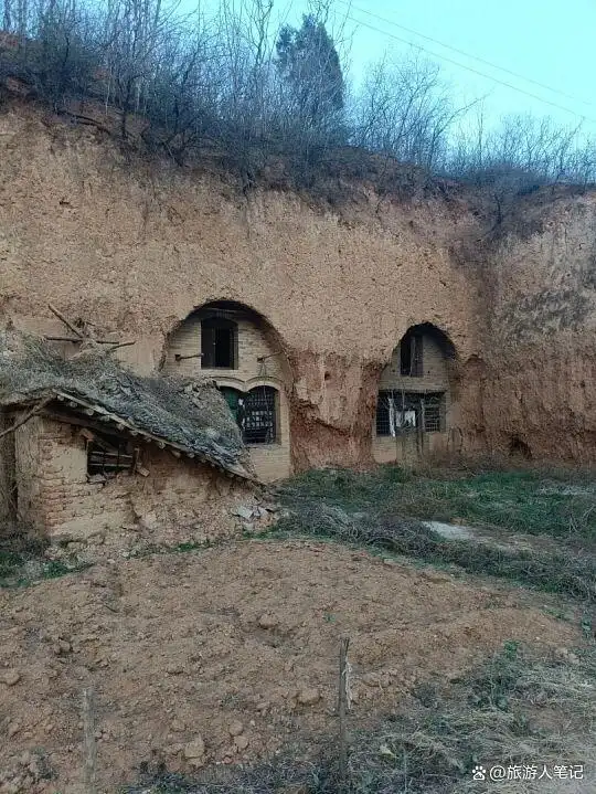 全国那么多土，为什么偏偏黄土高原的土，能挖出住百年的窑洞？有的已经住了上百年，有的甚至还能再住几百年