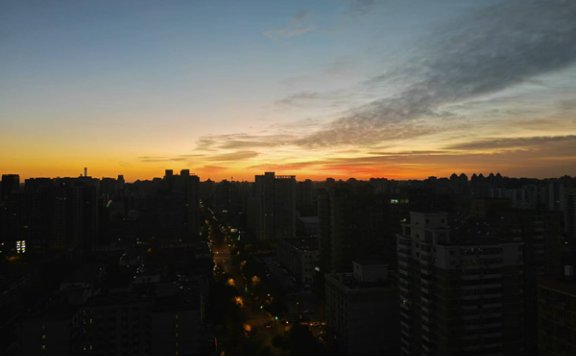 今天白天北京风力较强 明后两天早晚寒凉需增衣