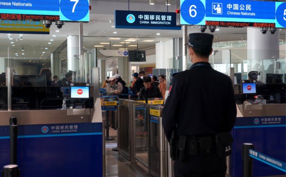 天津东疆边检站累计验放邮轮突破150艘次