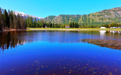 小石榴说科普·山水林田湖草沙之湖②丨为什么说喀纳斯湖是神奇的”变色湖”？