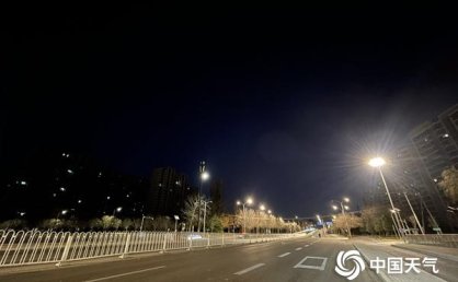 北京今起气温逐渐下降 明天将迎今冬首场明显降雪全天冰冻