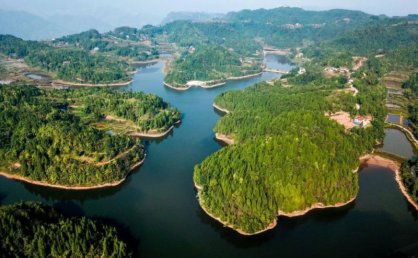 重庆有个“九寨沟”，占地6000亩！在这里……