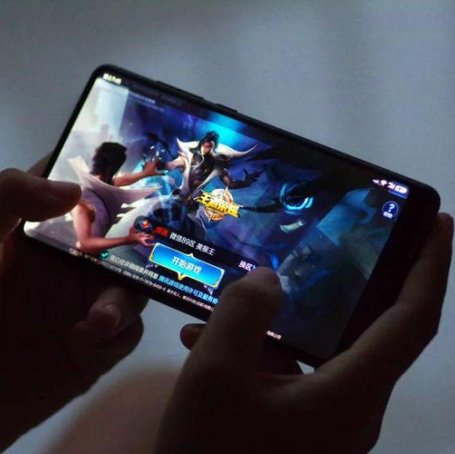 “游戏陪玩”新契机：带动新消费 促进新就业