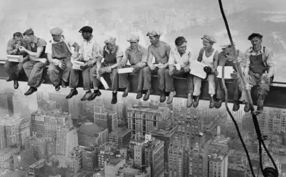 新钢梁上的旧问题：马斯克们的方舟与普通人的船票