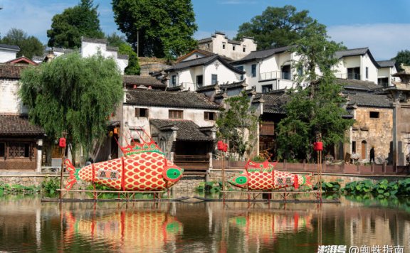 江西被严重低估的宝藏古城，又美又仙，而且不要门票，全天候演出免费观赏！