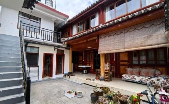 丽江古城光义街58平米商铺公开招租