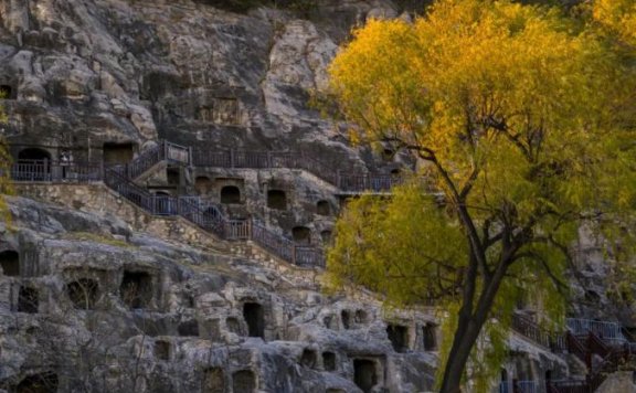 现在就出发！龙门石窟初冬高颜值美景已上线！