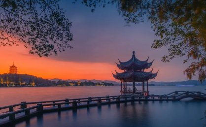 别骂景区收门票了！景区收费不是坑人，是给风景留条活路