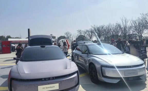 凭门票抽汽车使用权！F1观赛抽奖活动火热开启，车迷纷至沓来